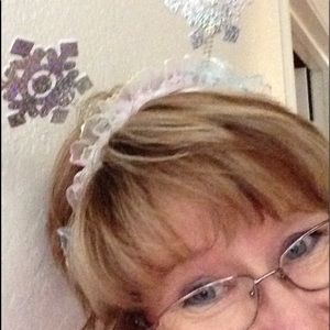 Meet your Posher, Niki